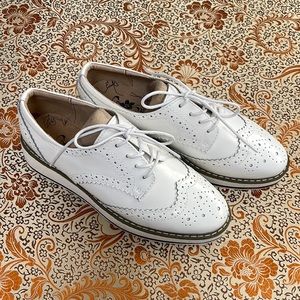White Oxford shoes